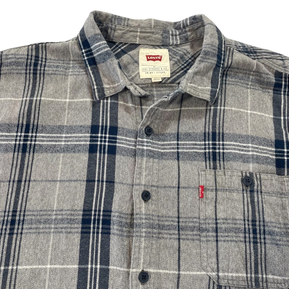 Levis Mens XL Flannel Shirt Gray Navy Blue Plaid Long Sleeve Cotton Red Tab